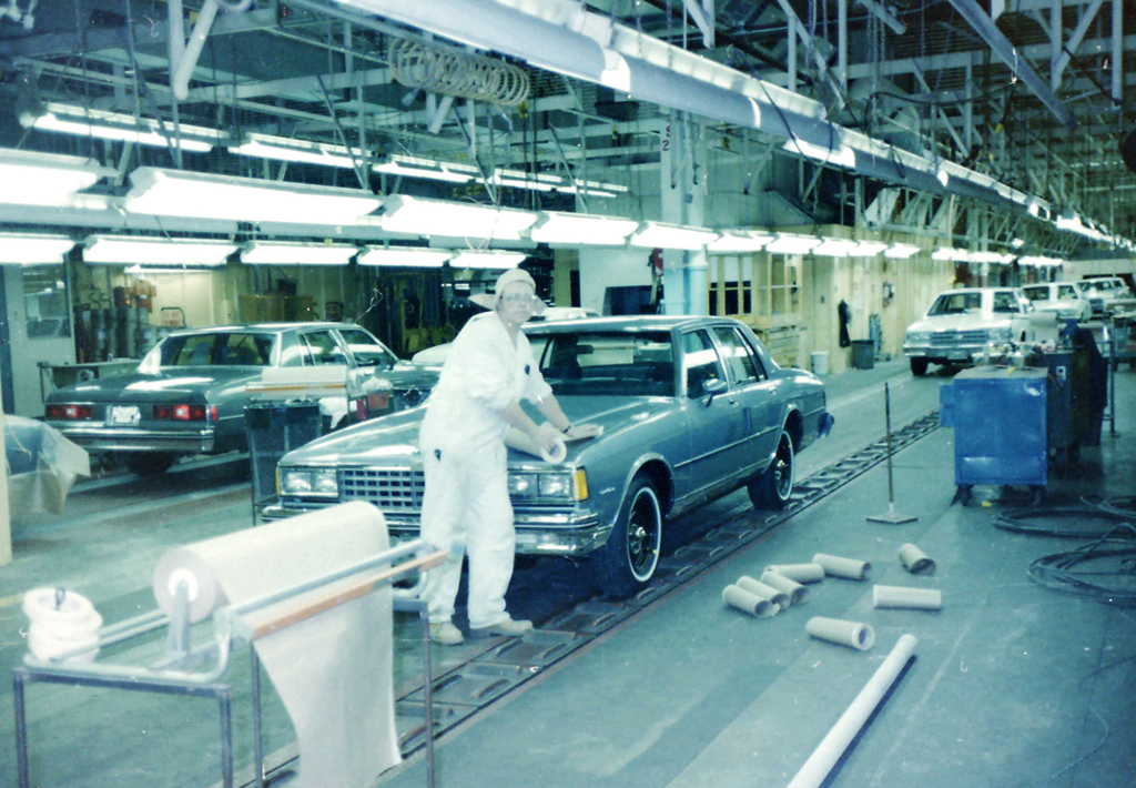 1983 Chevrolet Caprice Assembly Line - Oshawa Canada
